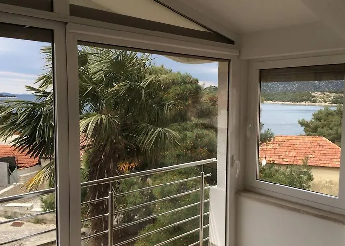 Just On The 'zamalin'