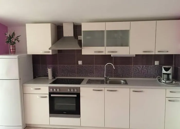 Just On The 'zamalin' Apartamento Tribalj